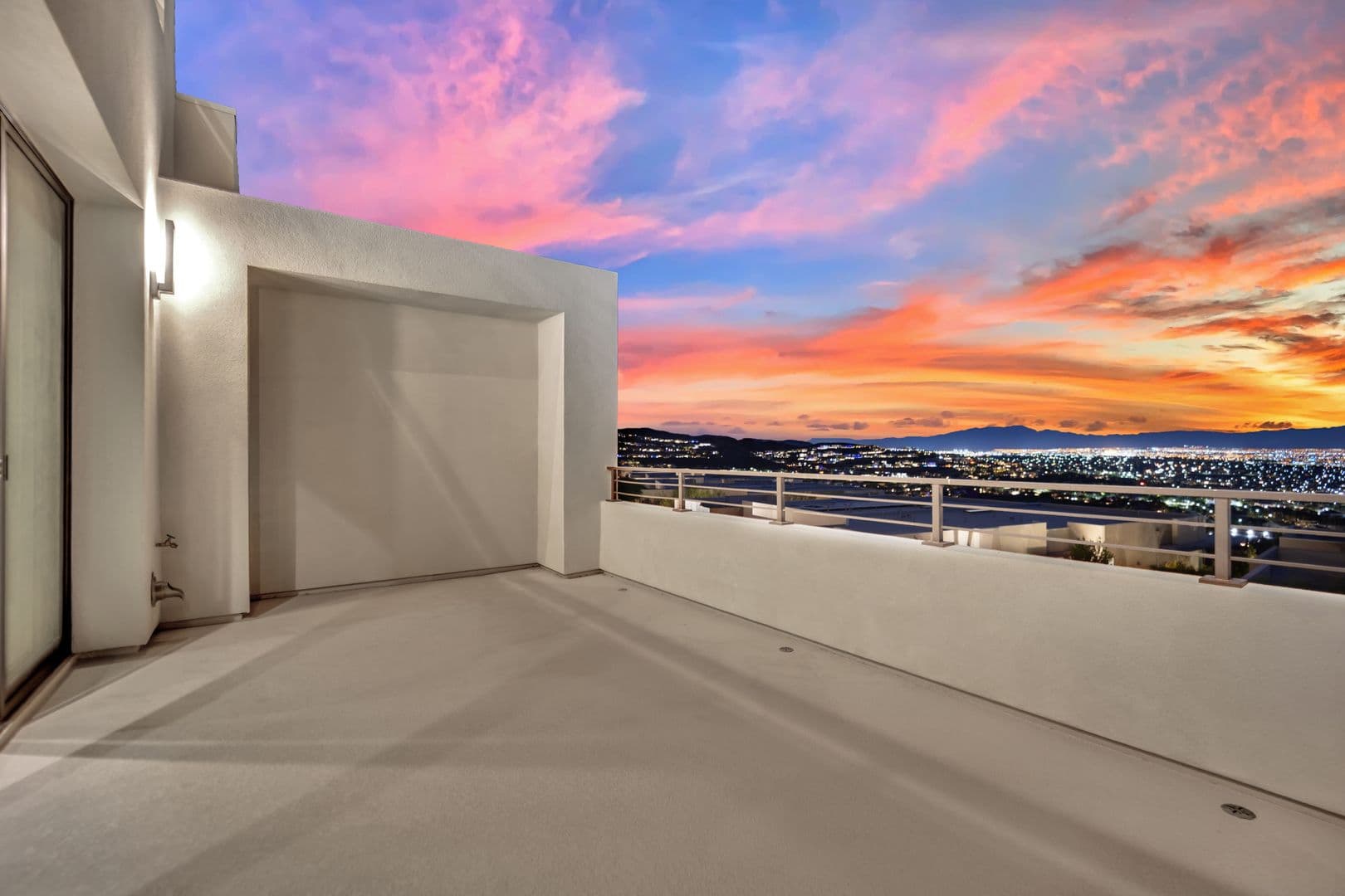 Henderson House: 378 Tranquil Peak Ct