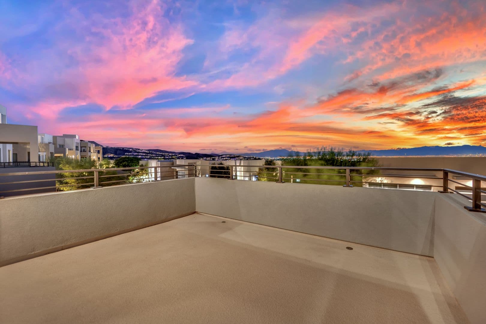 Henderson House: 378 Tranquil Peak Ct