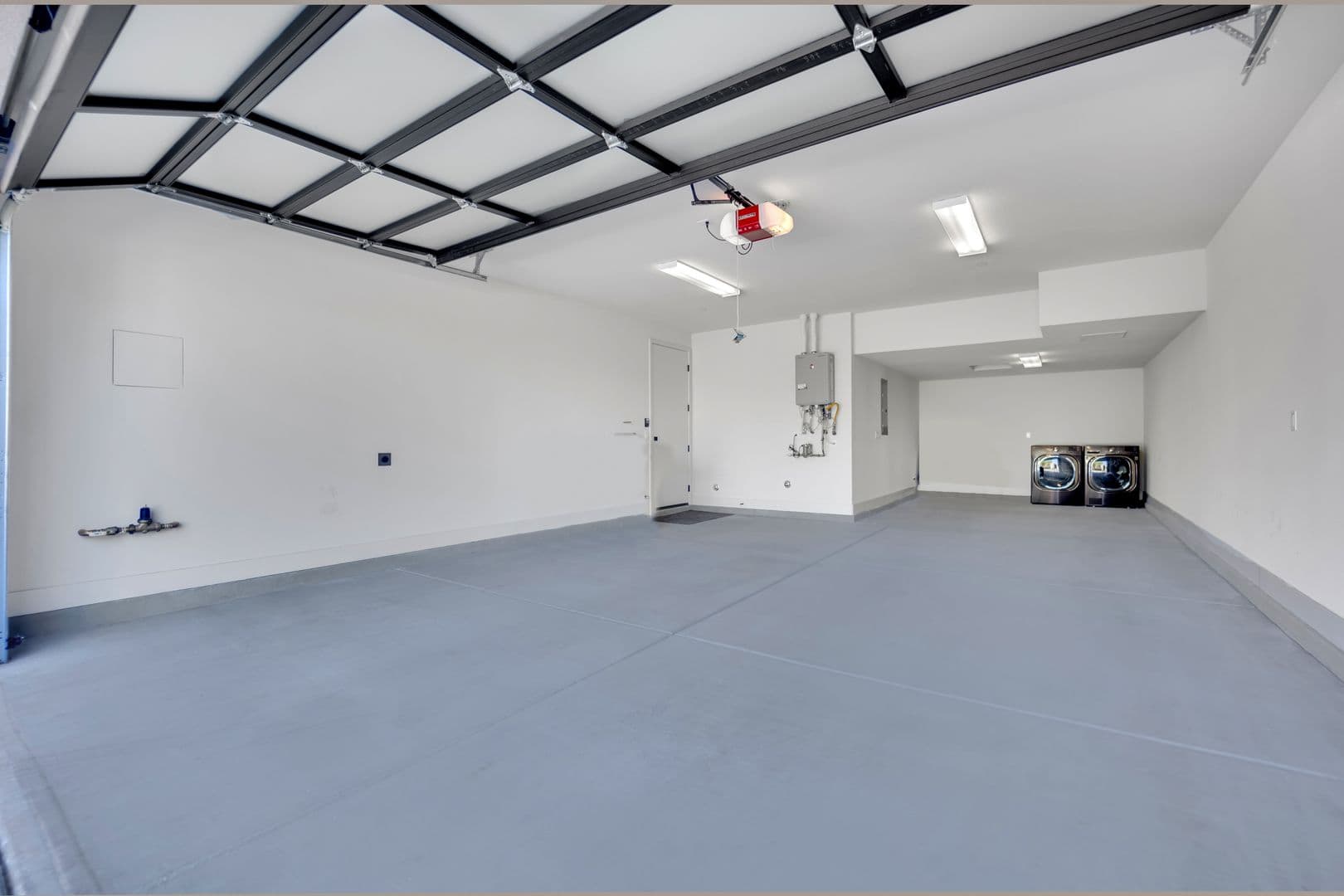 Henderson House: 378 Tranquil Peak Ct