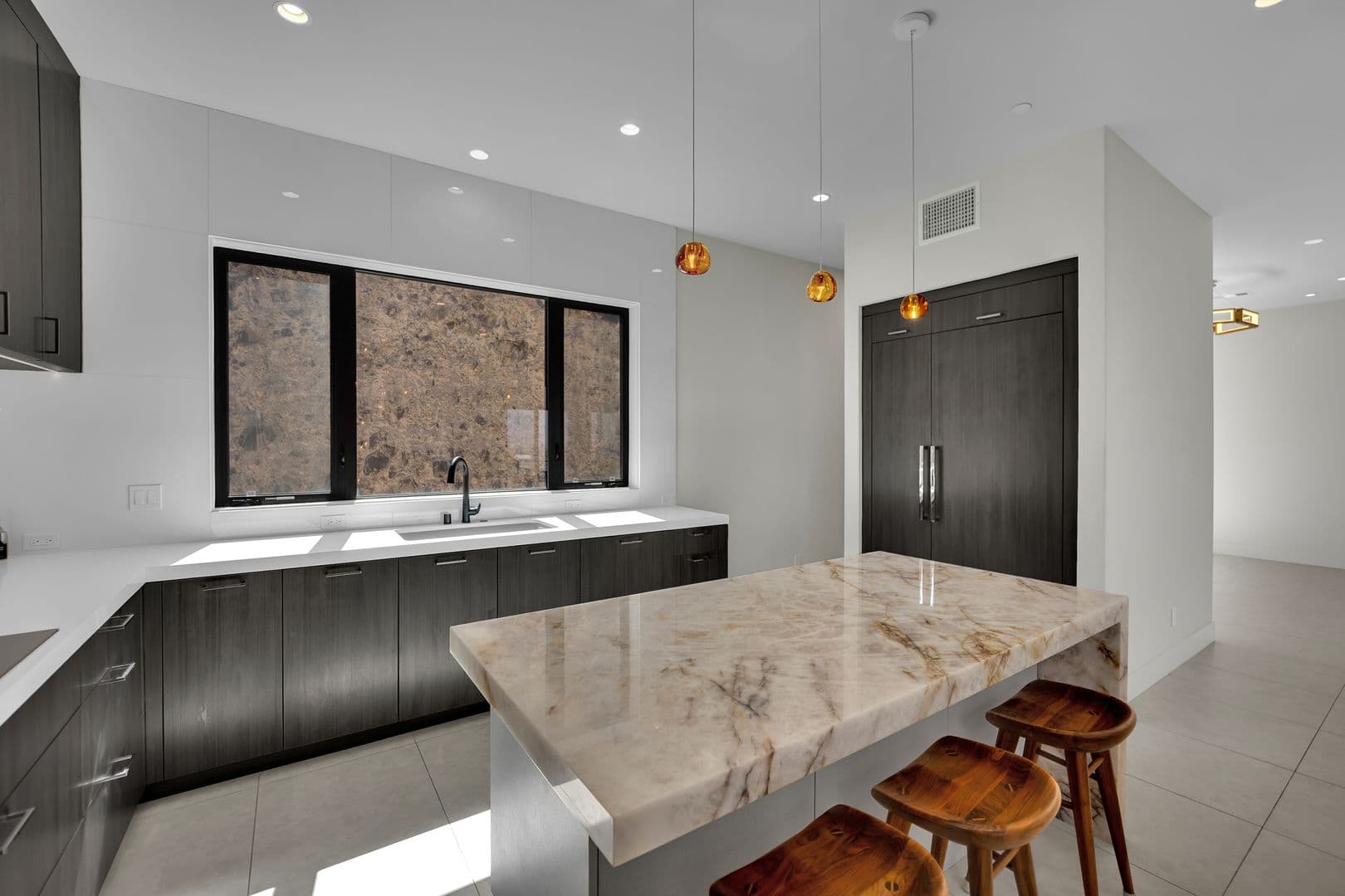 Henderson House: 378 Tranquil Peak Ct