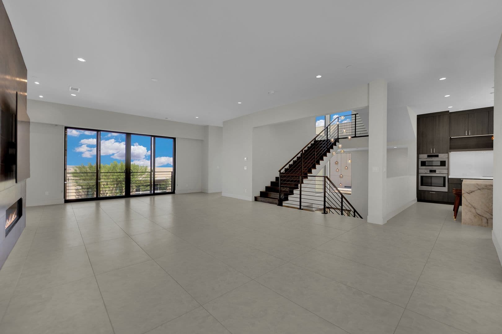 Henderson House: 378 Tranquil Peak Ct