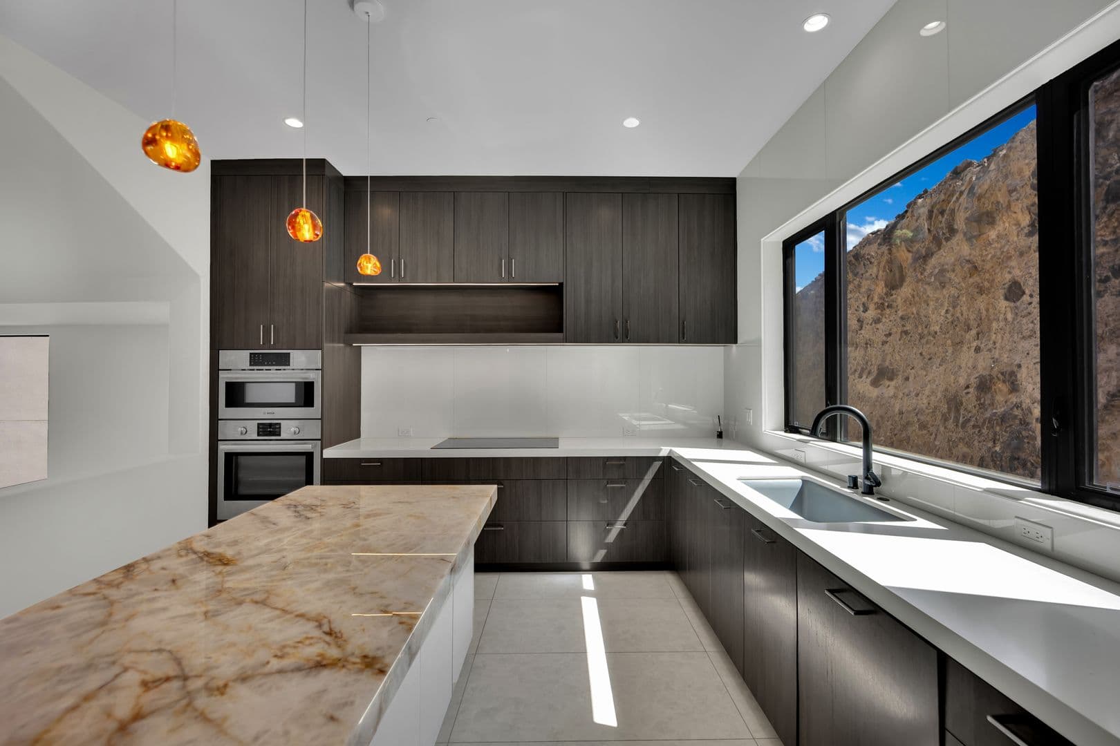 Henderson House: 378 Tranquil Peak Ct