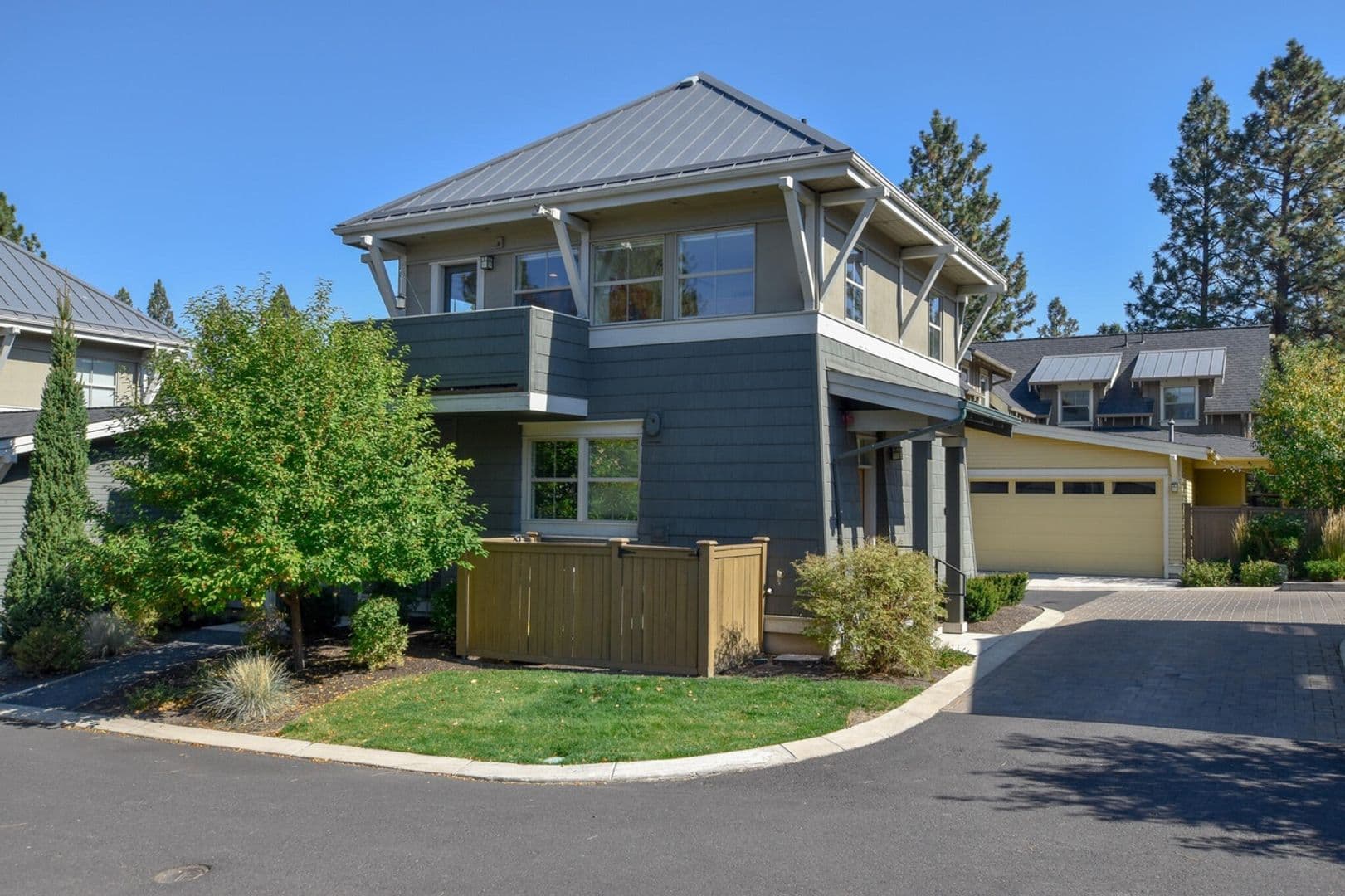 Bend Townhome: 2578 NW Pompy Place