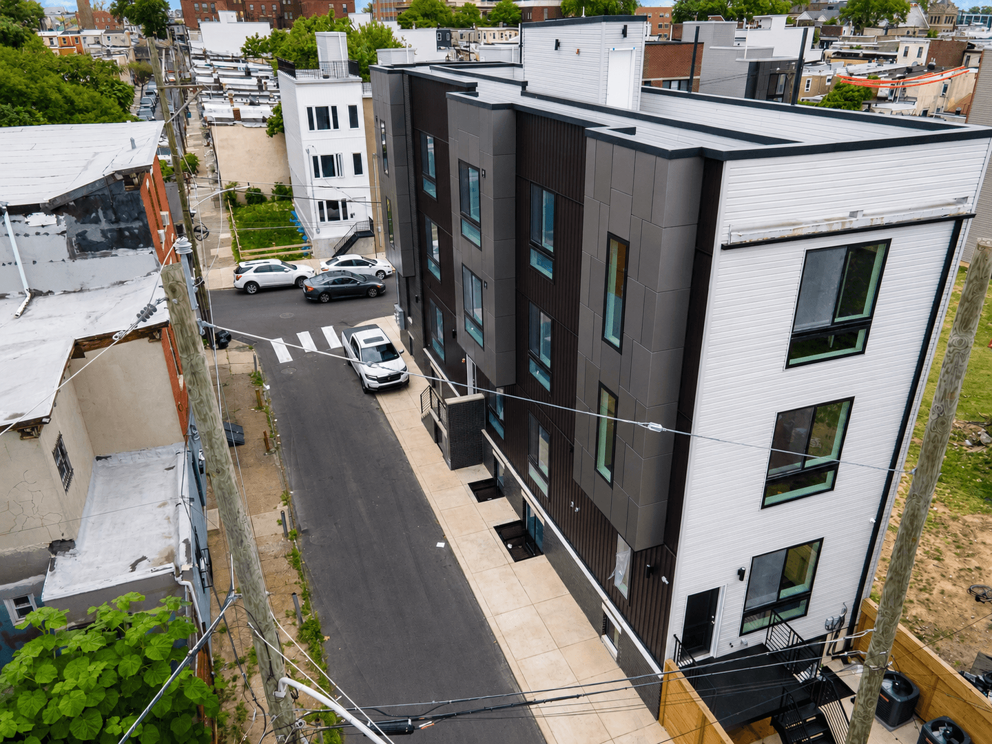 PHILADELPHIA Apartment: 122 E CUMBERLAND ST