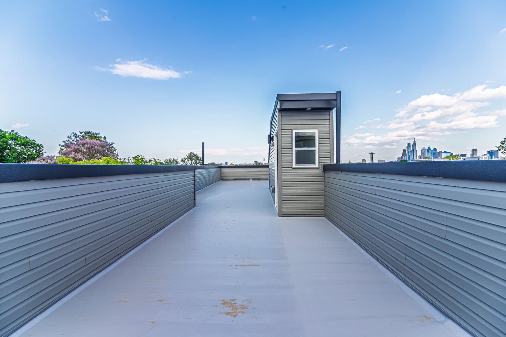 PHILADELPHIA Apartment: 808 N PRESTON ST