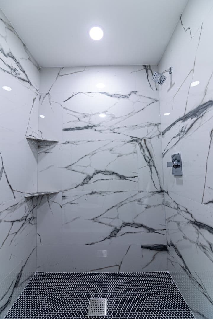 PHILADELPHIA Apartment: 137 E CUMBERLAND ST