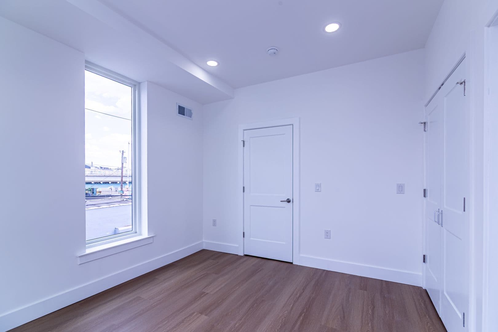 PHILADELPHIA Apartment: 137 E CUMBERLAND ST