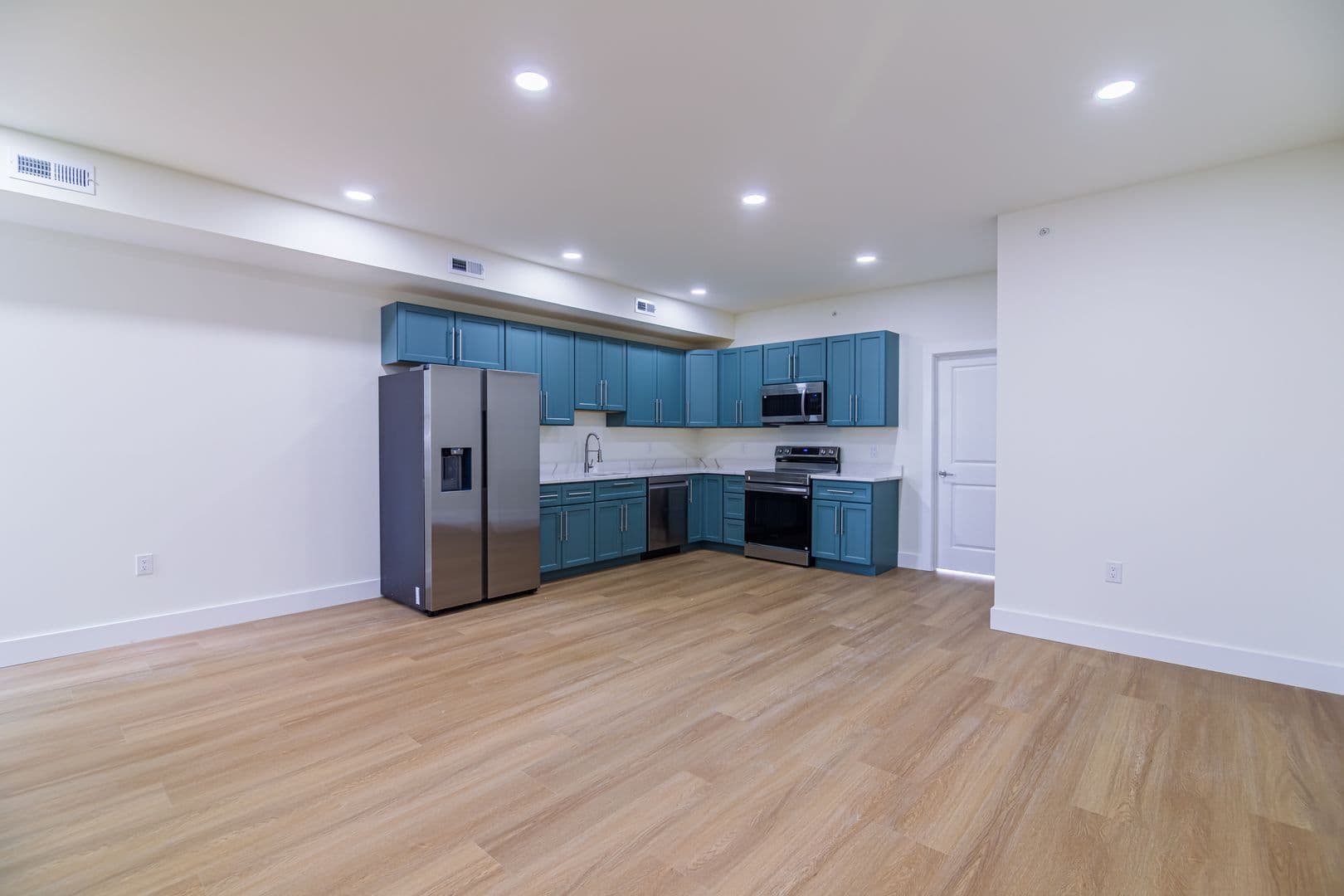 PHILADELPHIA Apartment: 3956 PARRISH ST