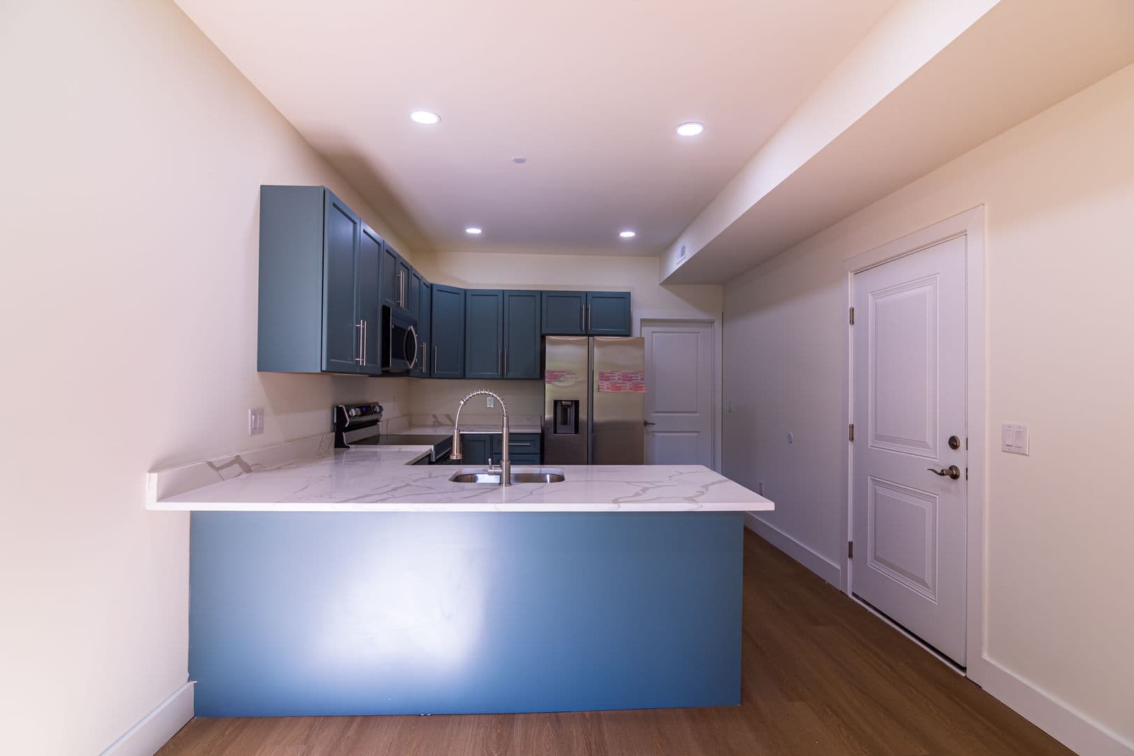 PHILADELPHIA Apartment: 808 N PRESTON ST