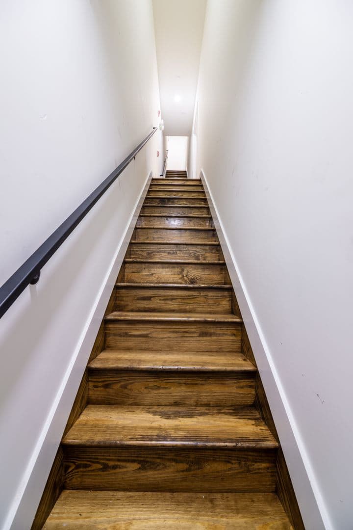PHILADELPHIA Apartment: 808 N PRESTON ST