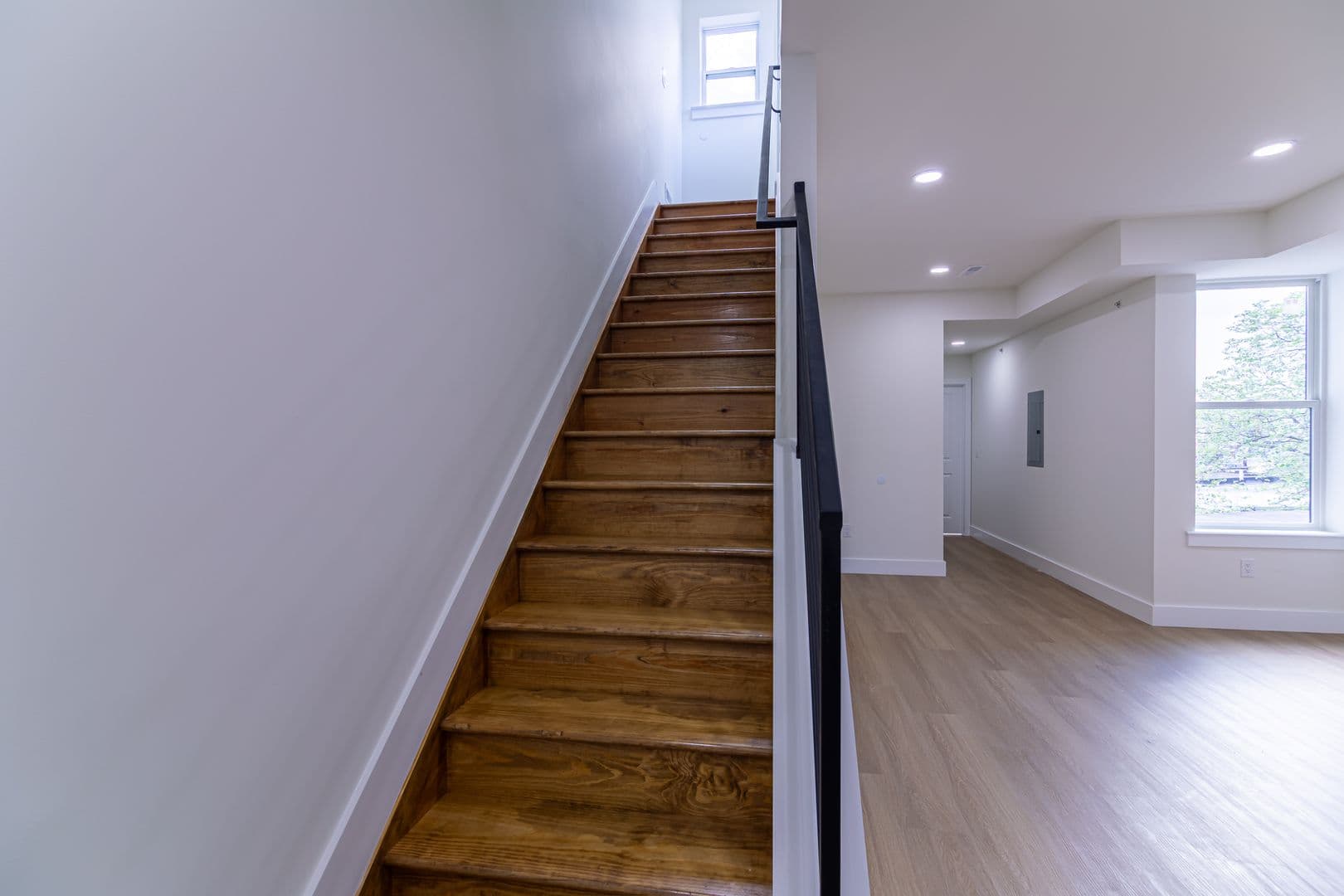 PHILADELPHIA Apartment: 808 N PRESTON ST