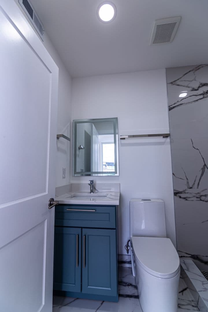PHILADELPHIA Apartment: 137 E CUMBERLAND ST