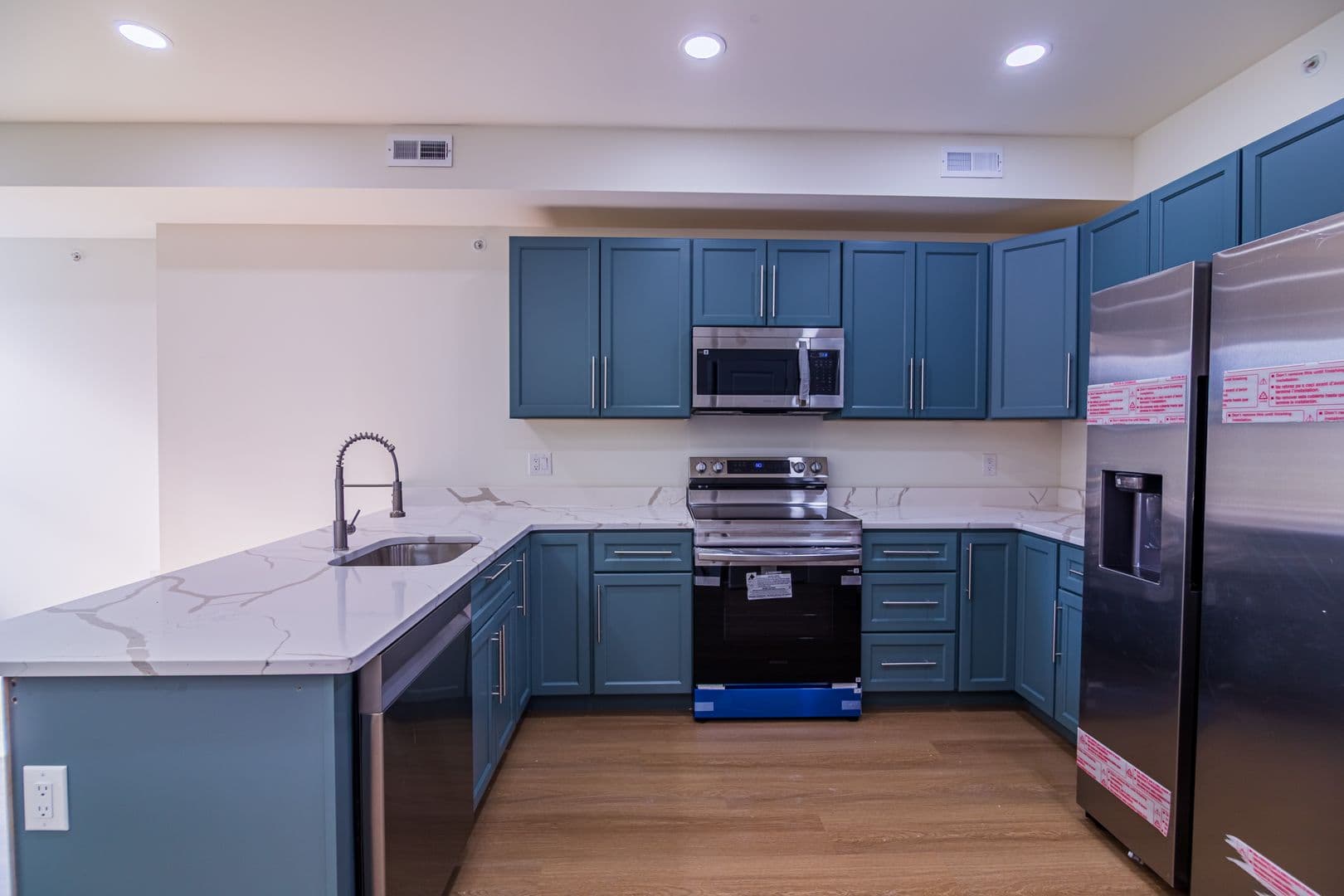 PHILADELPHIA Apartment: 808 N PRESTON ST