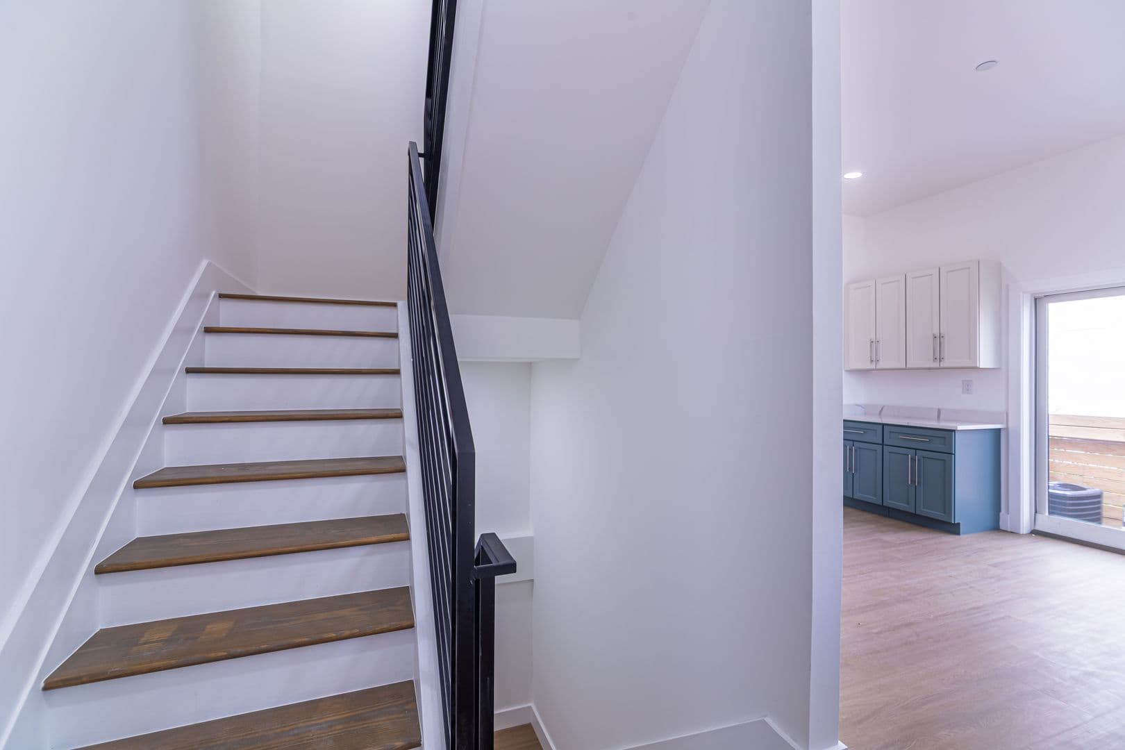 PHILADELPHIA Apartment: 137 E CUMBERLAND ST