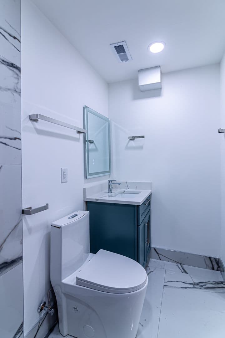 PHILADELPHIA Apartment: 137 E CUMBERLAND ST