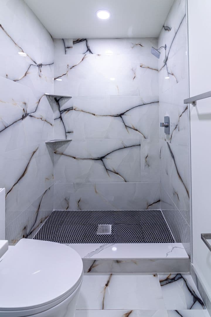 PHILADELPHIA Apartment: 808 N PRESTON ST