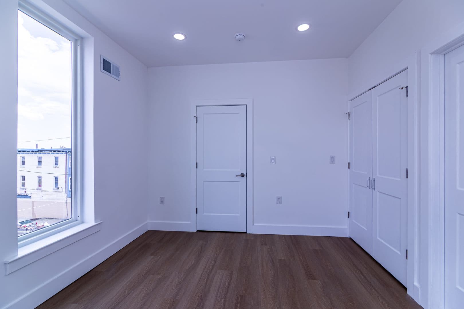 PHILADELPHIA Apartment: 137 E CUMBERLAND ST