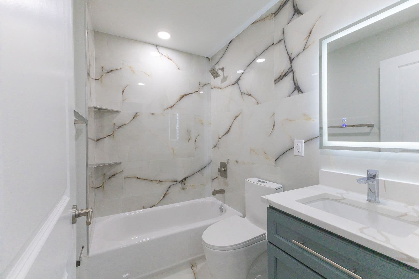 PHILADELPHIA Apartment: 122 E CUMBERLAND ST