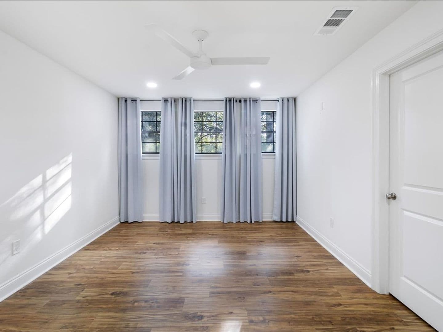 Mandeville Apartment: 641 Village Lane