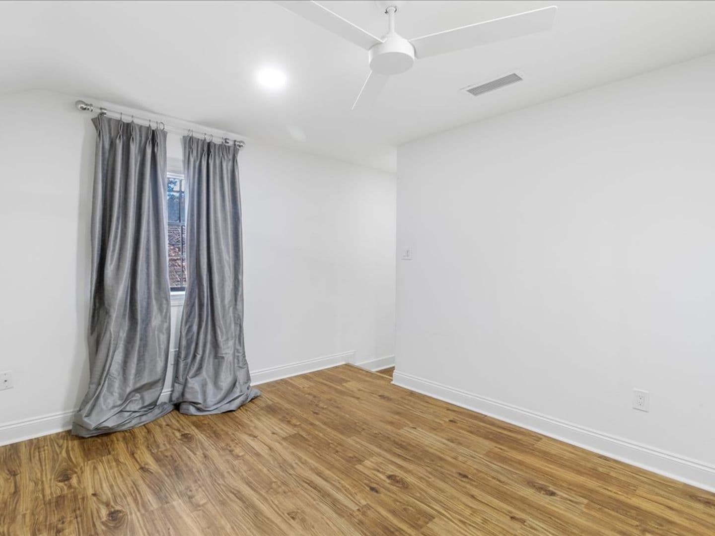 Mandeville Apartment: 641 Village Lane