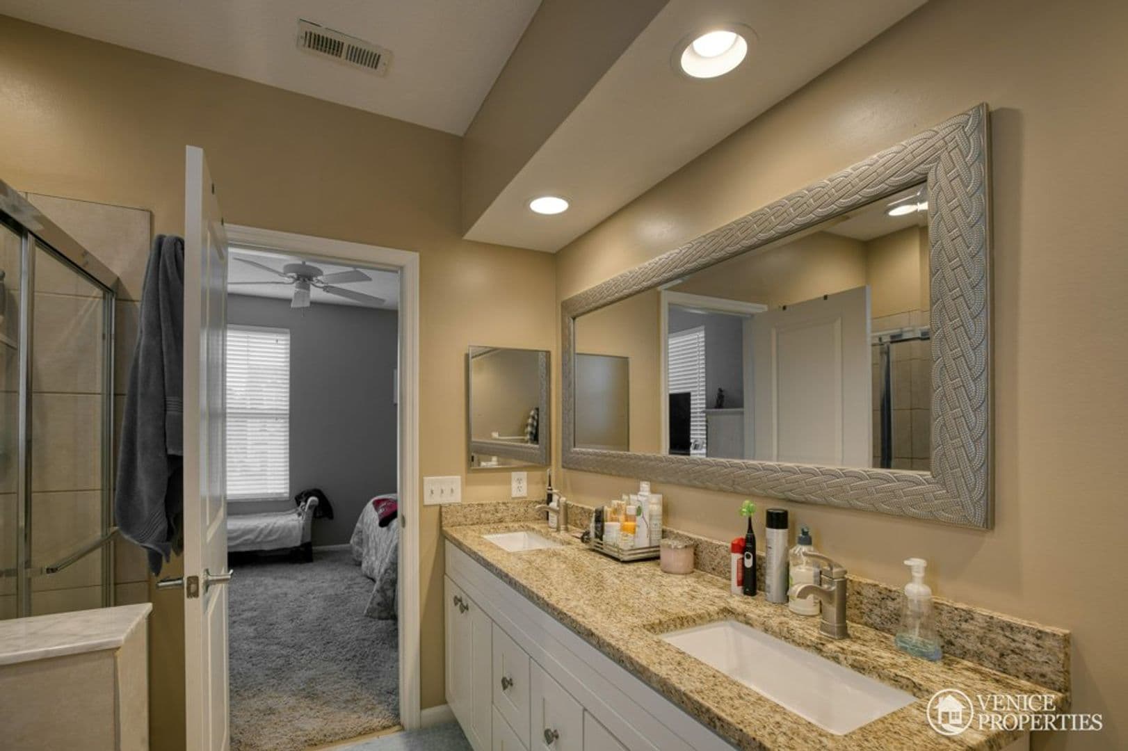 Columbus Apartment: 1767 Drayton Court