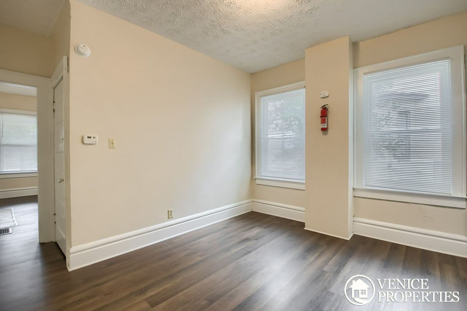 Columbus Townhome: 2094-2098 Indiana - 2098 Indiana