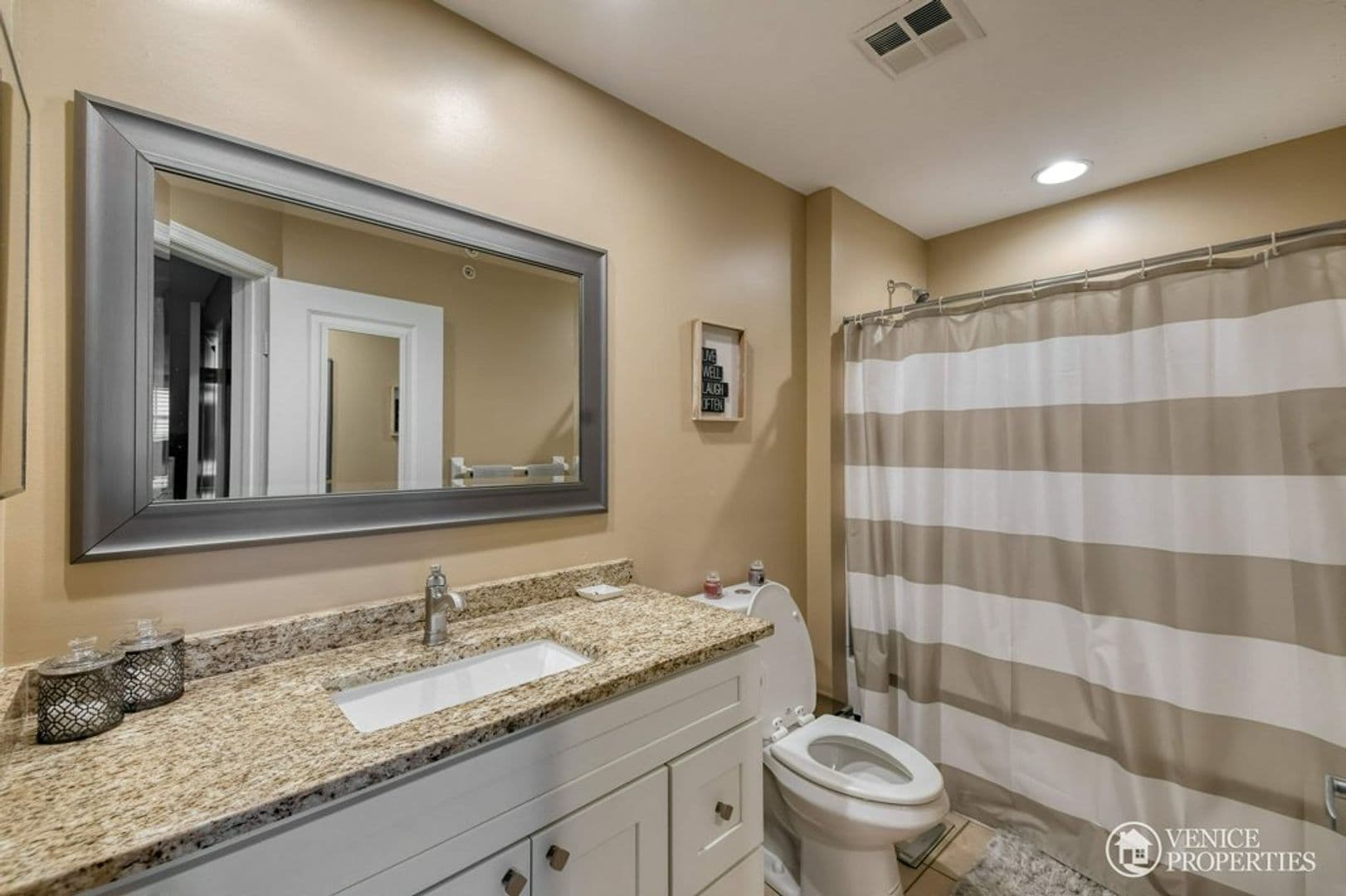 Columbus Apartment: 1767 Drayton Court