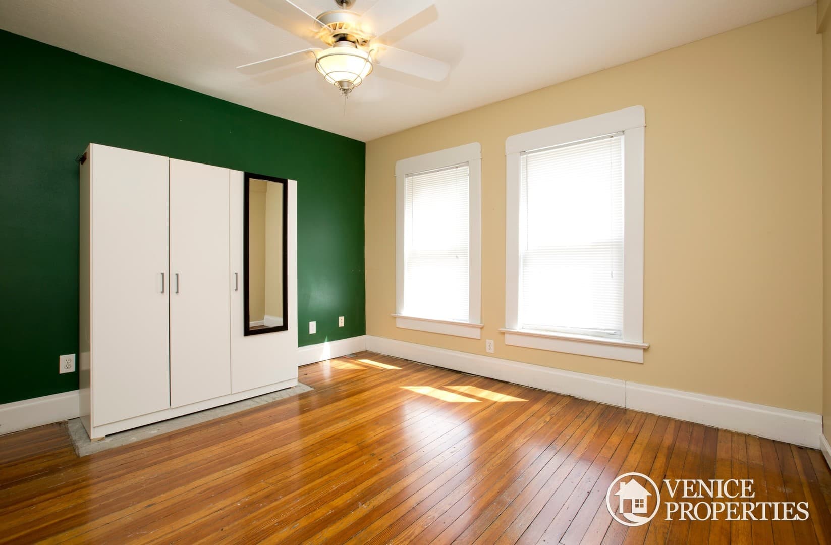 Columbus House: 66 East Northwood Avenue