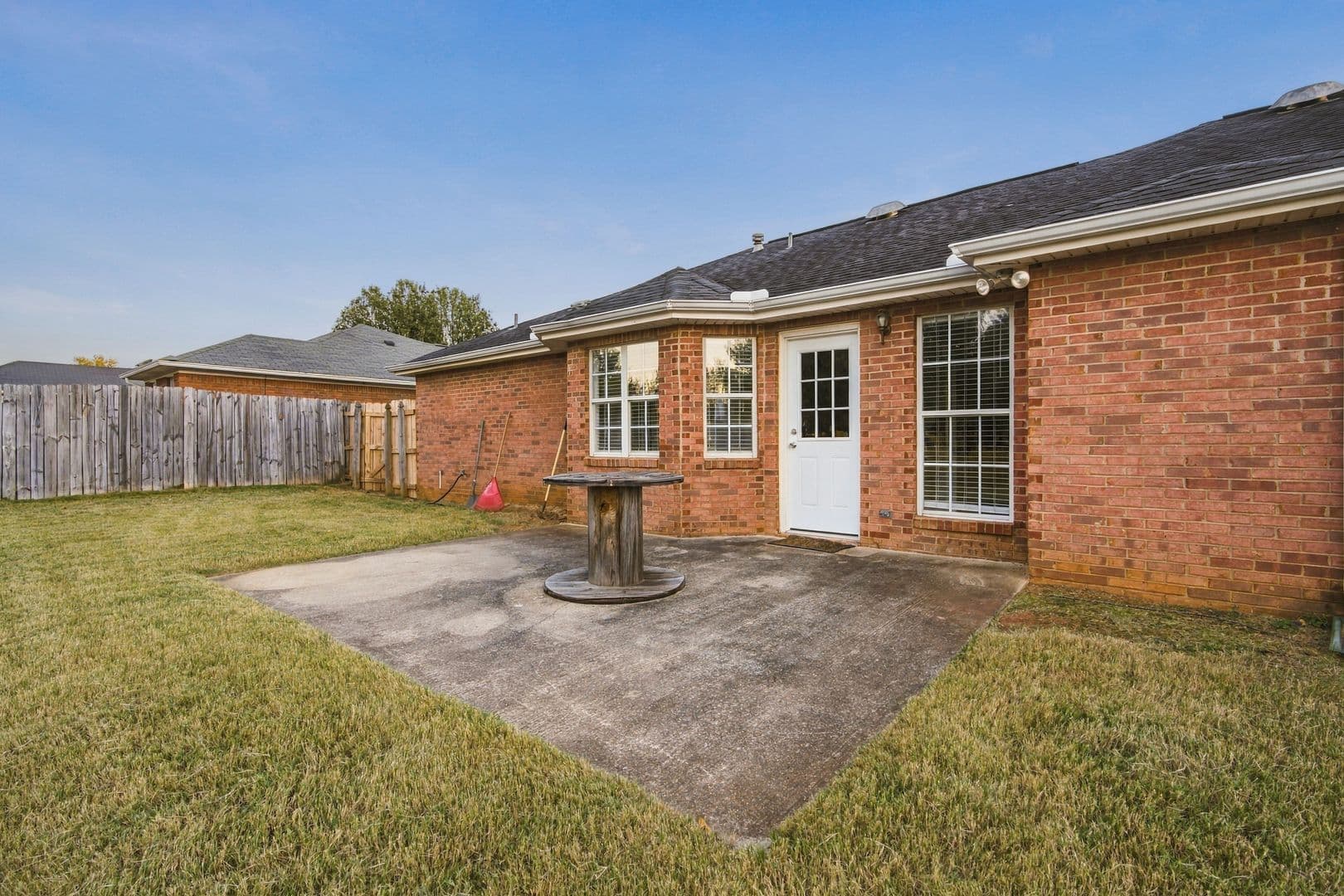 Madison House: 637 Gooch Lane