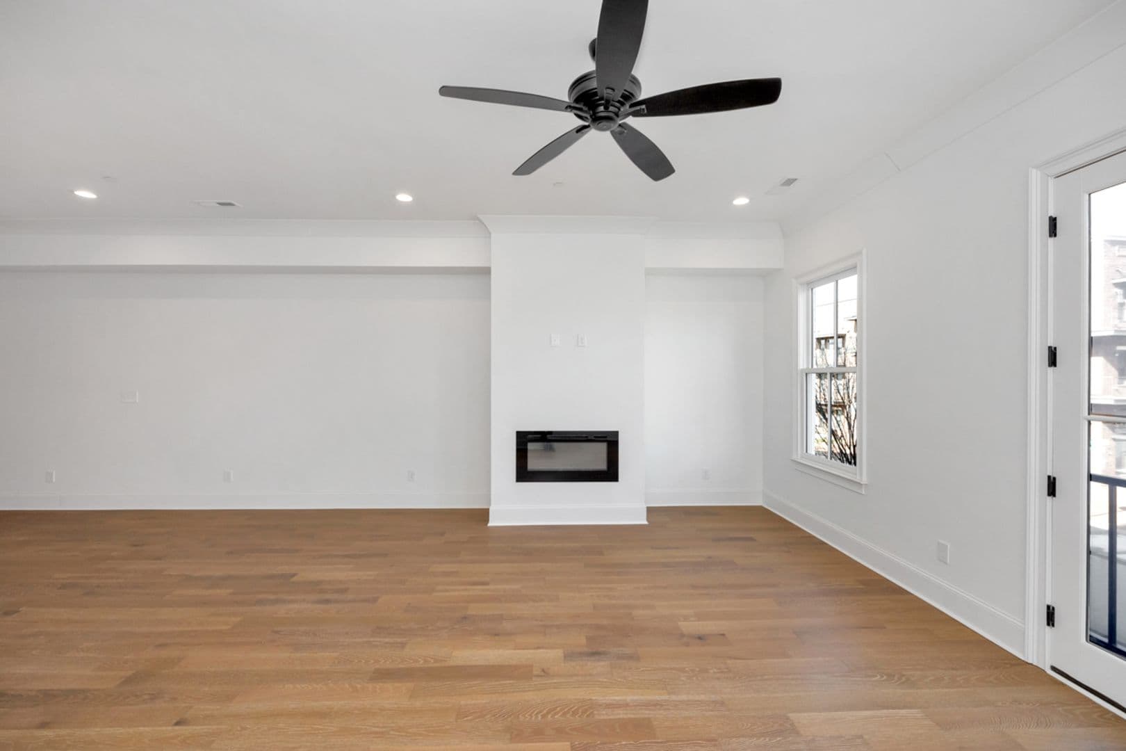 Madison Townhome: 199 Mission Street