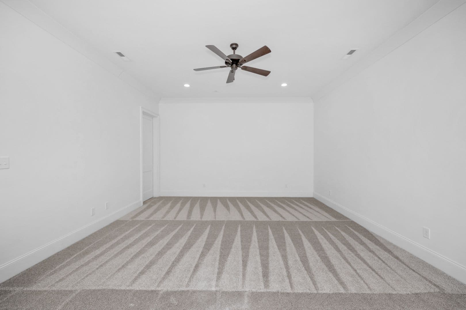 Madison Townhome: 199 Mission Street