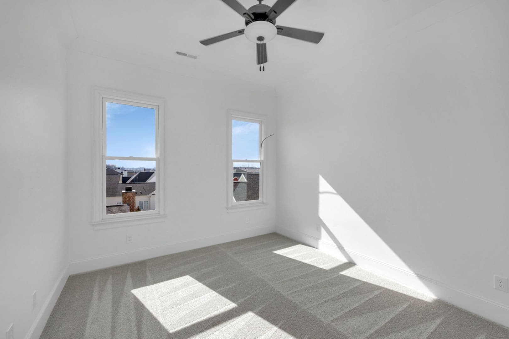 Madison Townhome: 199 Mission Street