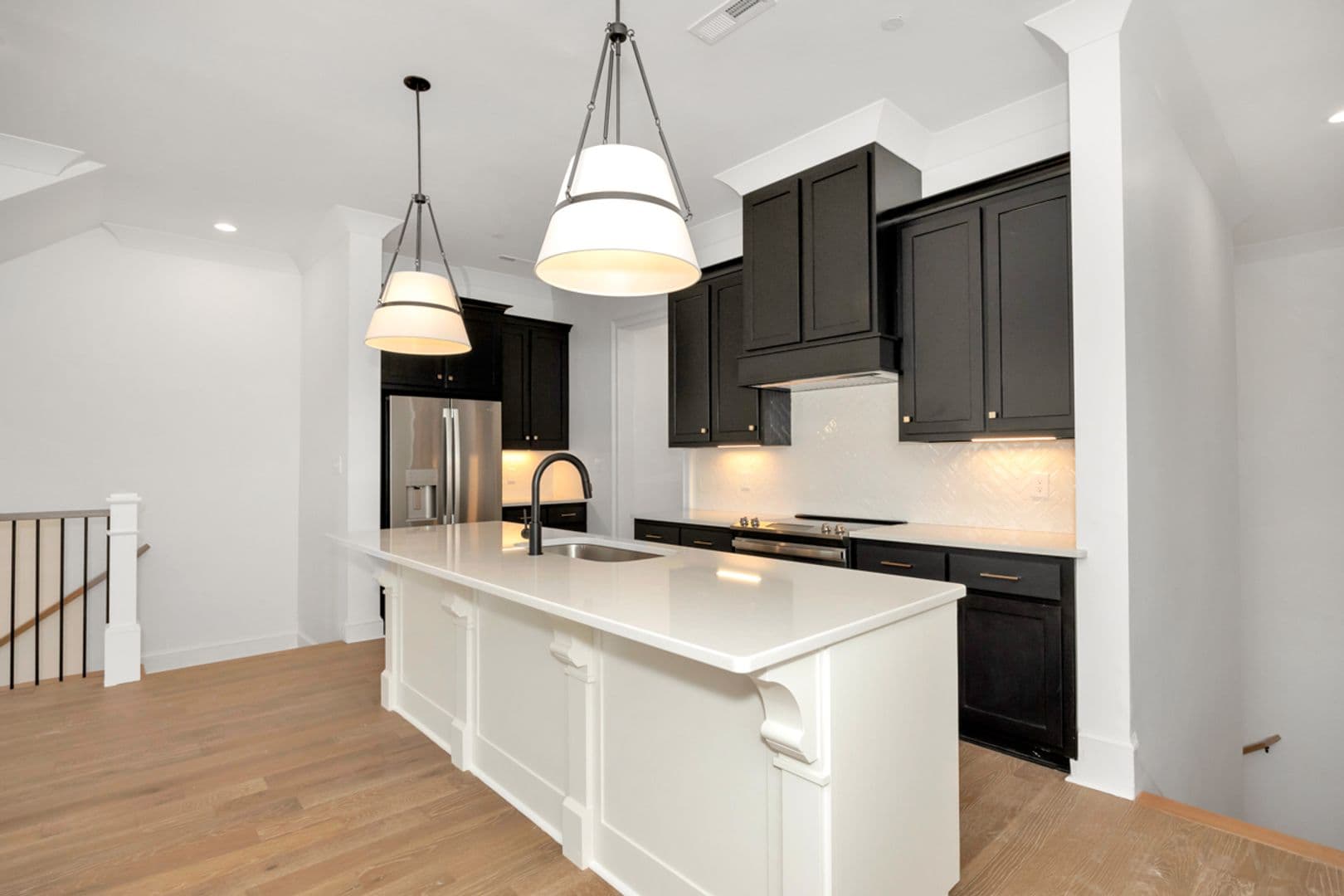 Madison Townhome: 199 Mission Street
