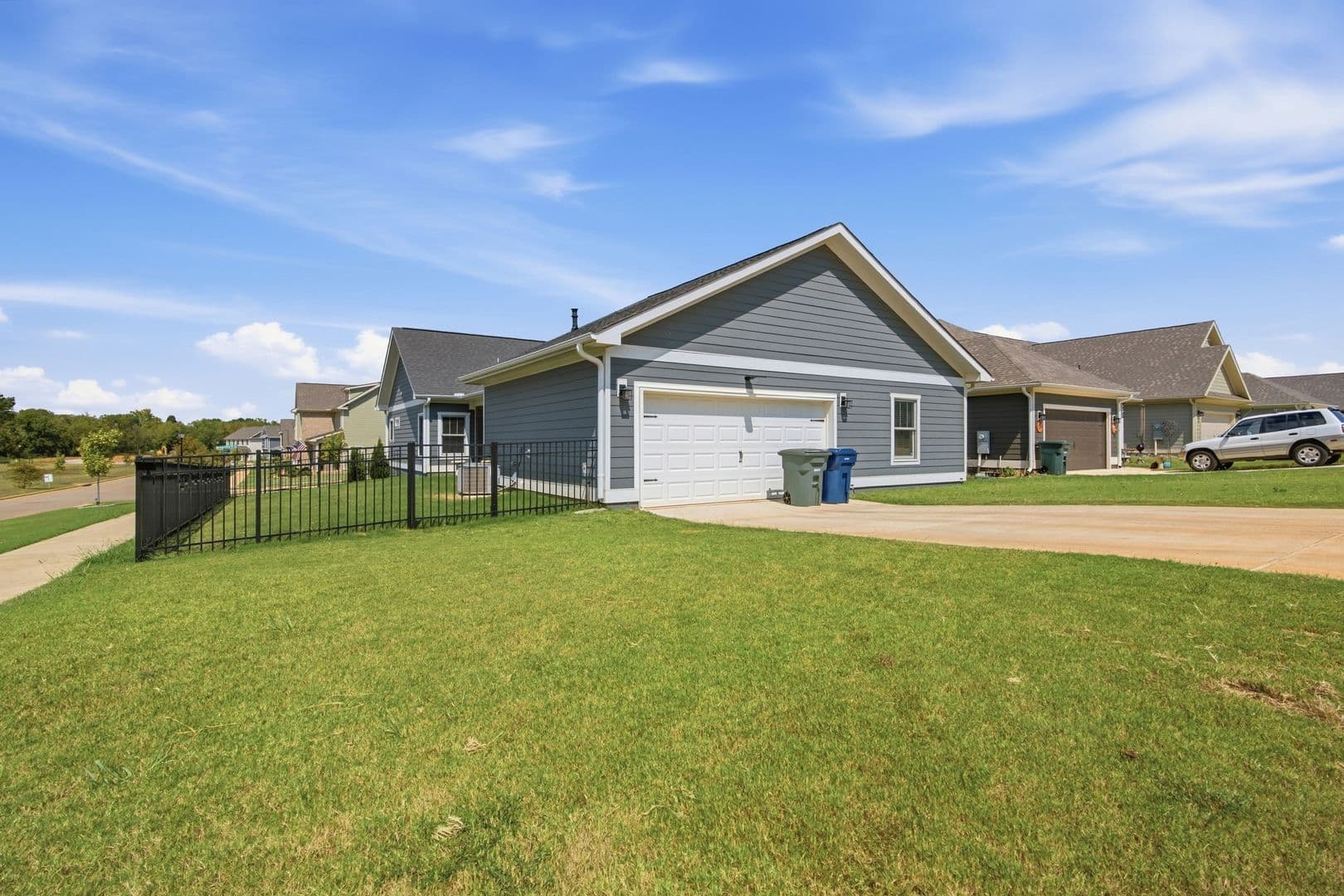 Huntsville House: 151 Bridgestone Drive NE