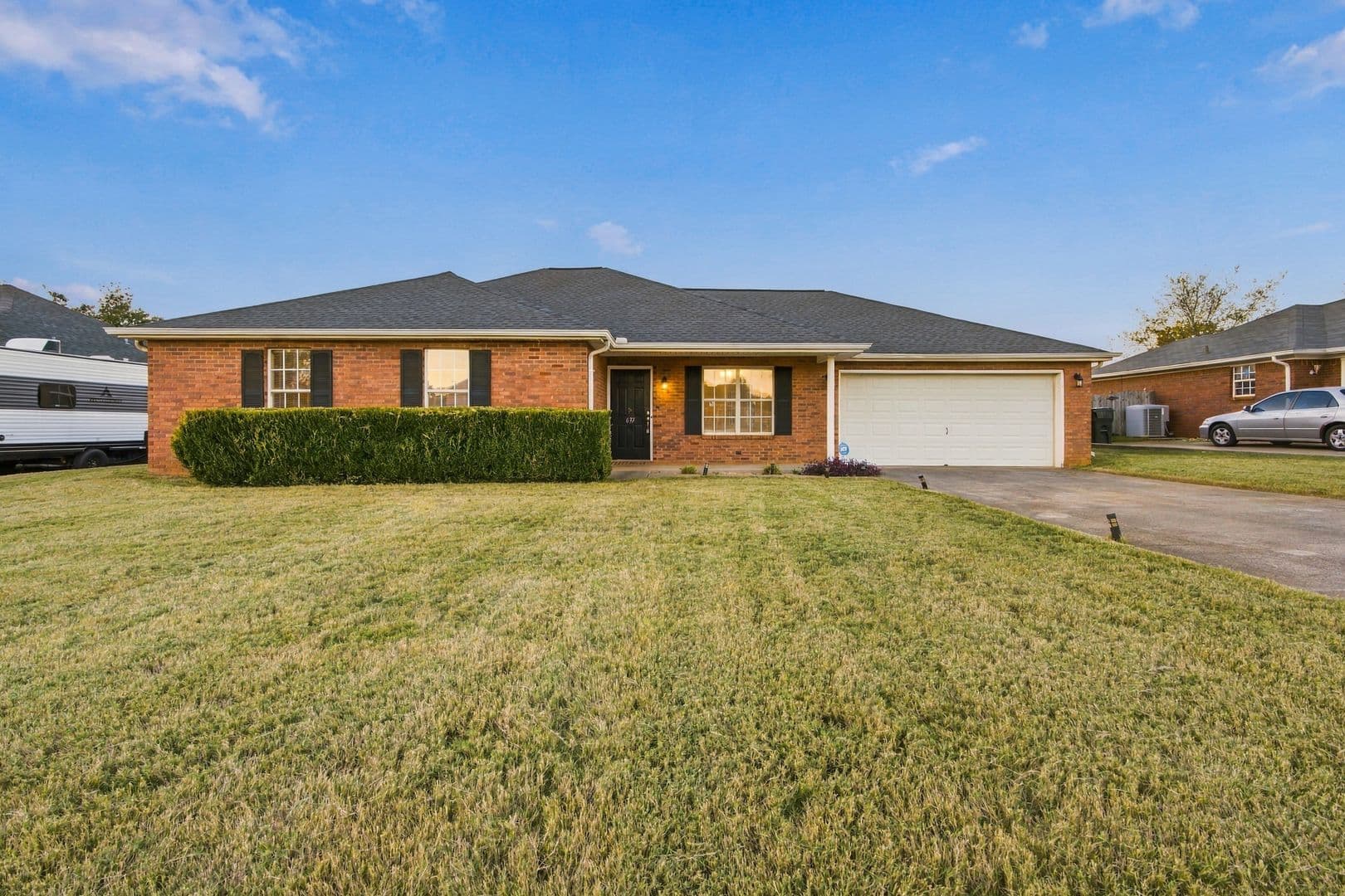 Madison House: 637 Gooch Lane