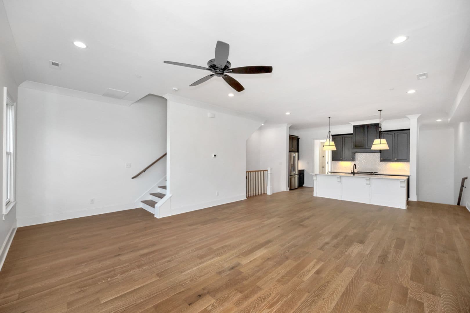 Madison Townhome: 199 Mission Street