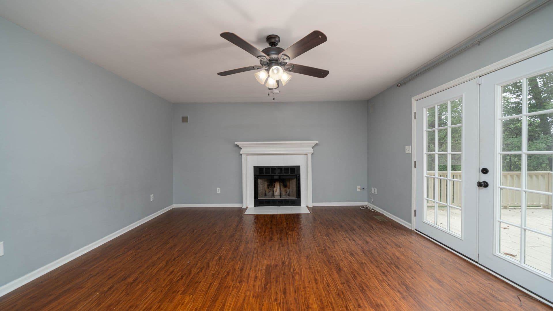 Huntsville House: 221 Stone Valley Drive