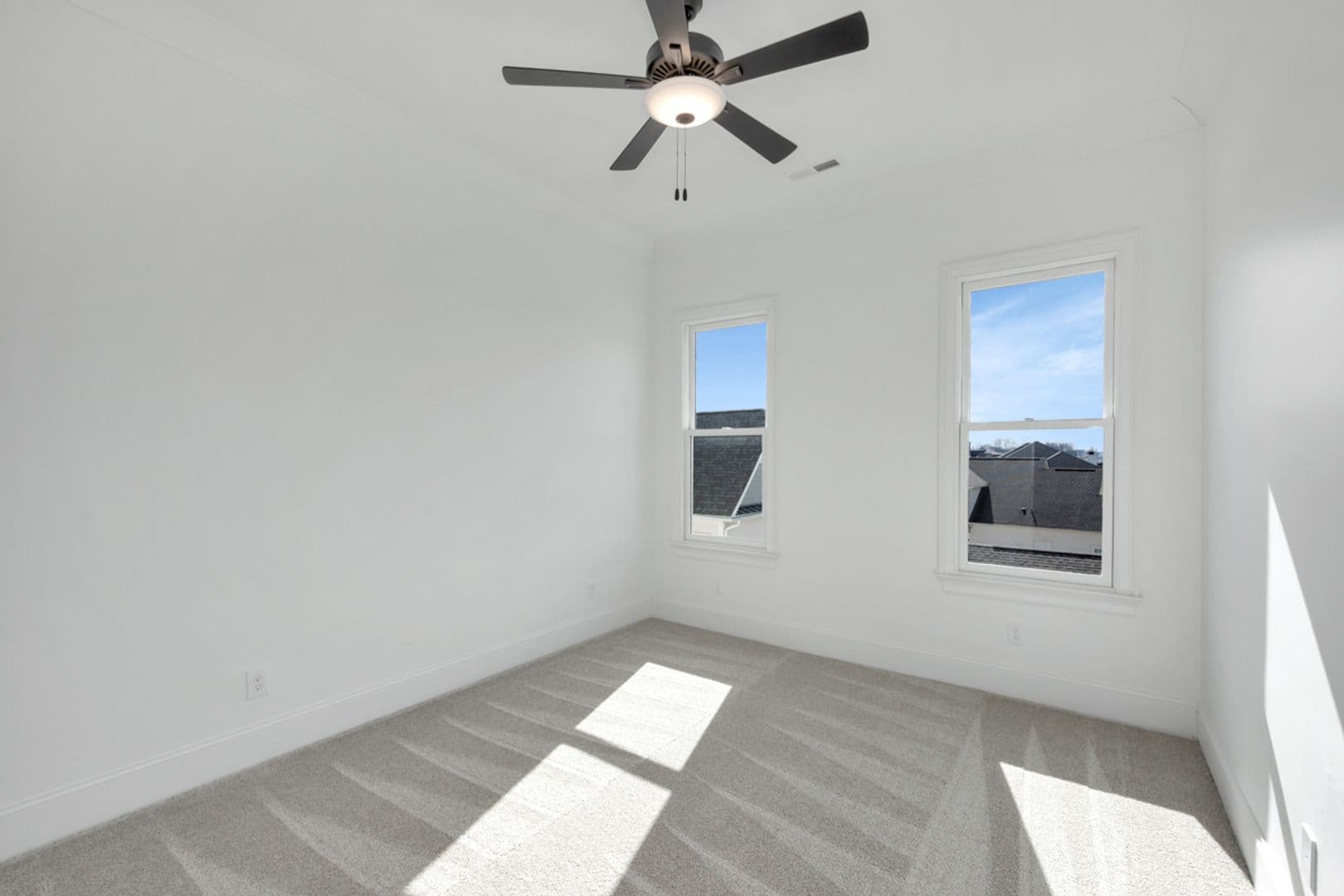 Madison Townhome: 199 Mission Street