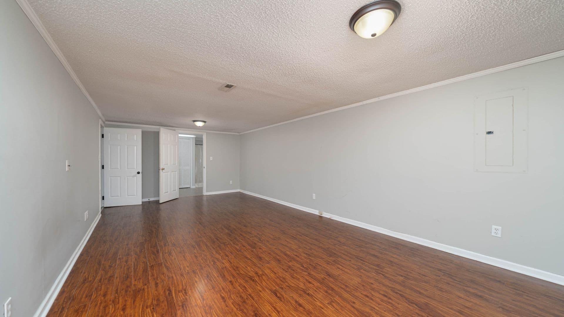 Huntsville House: 221 Stone Valley Drive