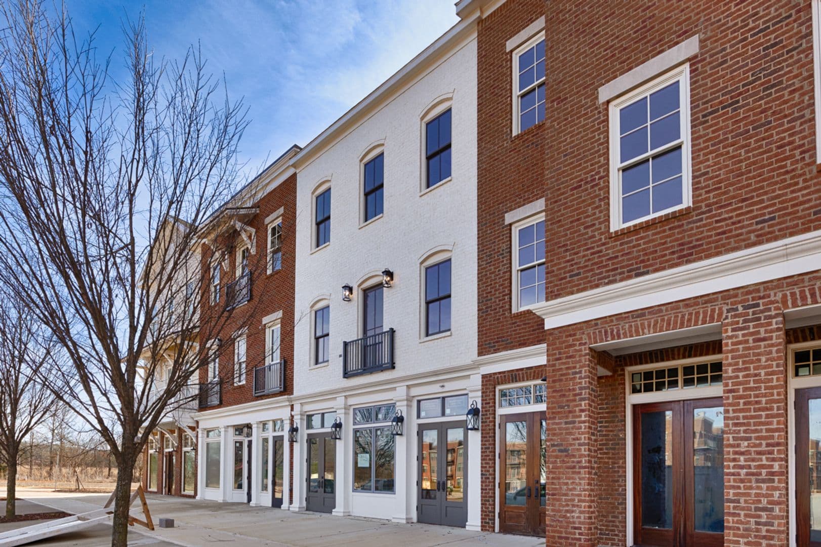 Madison Townhome: 199 Mission Street