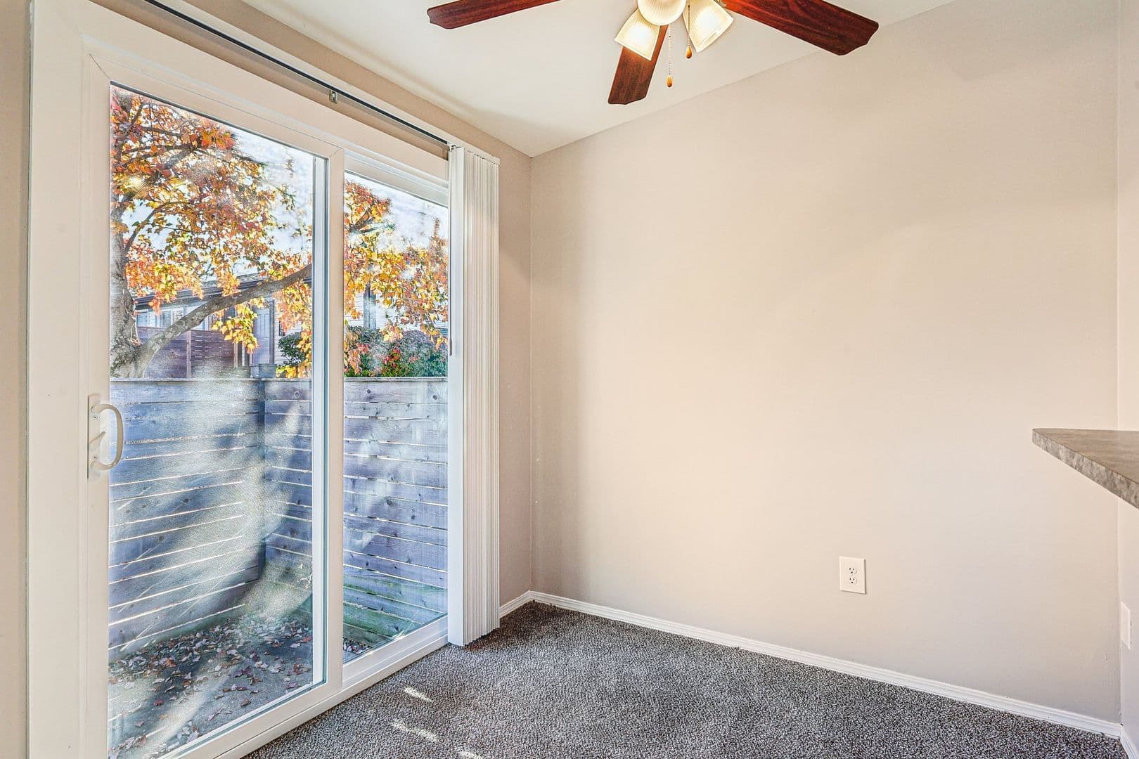 Cincinnati Apartment: 860 Deerfield Blvd.