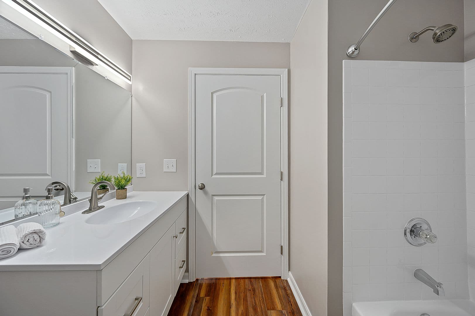 Hamilton Apartment: 5 Fall Wood Drive