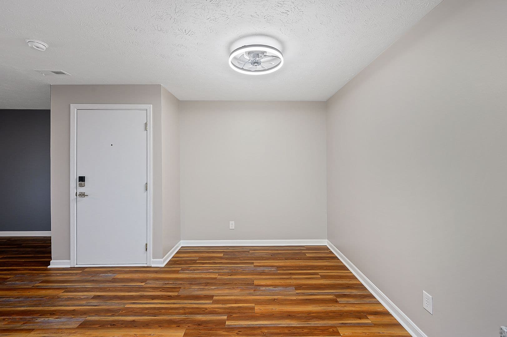 Hamilton Apartment: 5 Fall Wood Drive