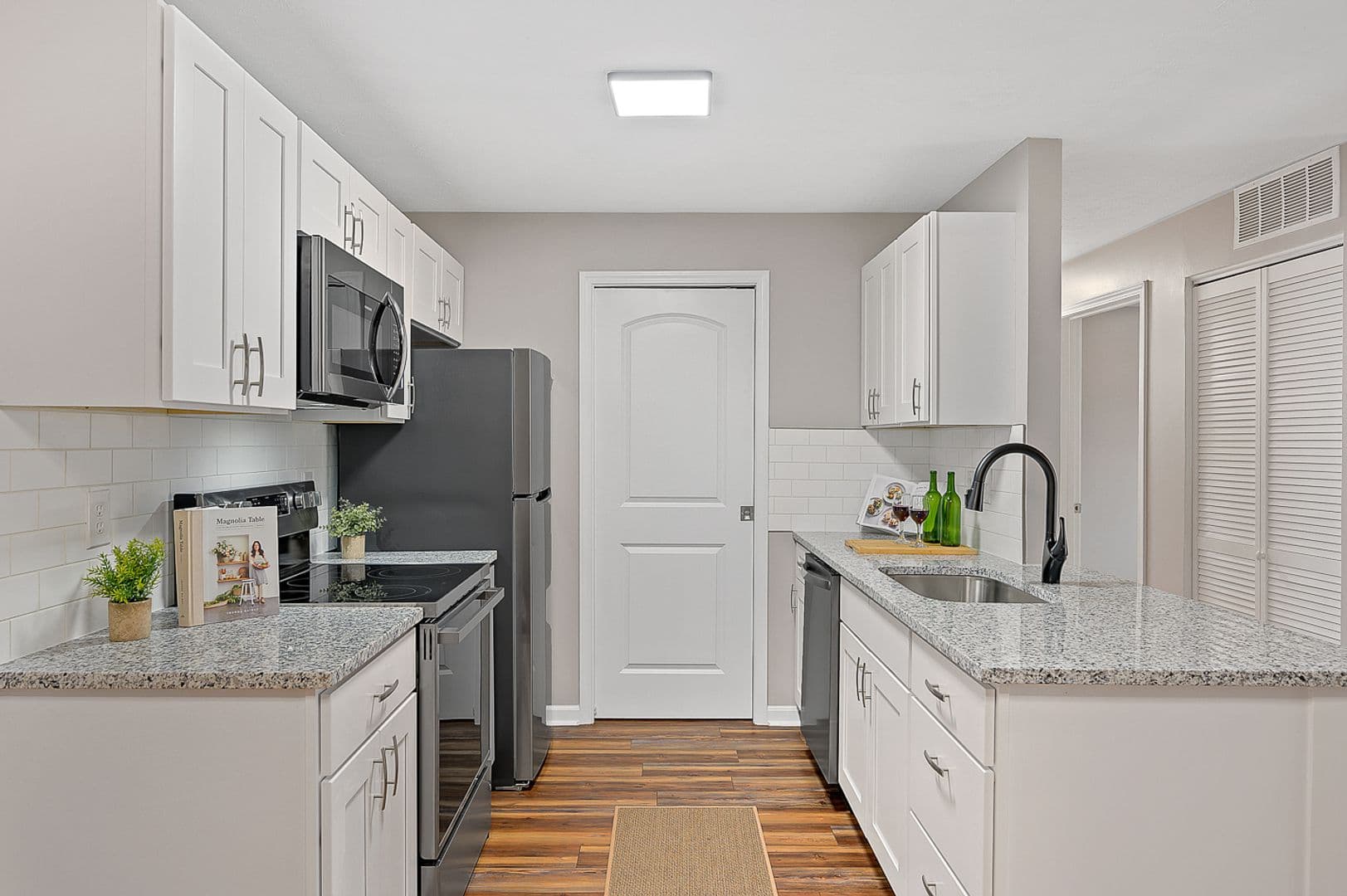 Hamilton Apartment: 5 Fall Wood Drive