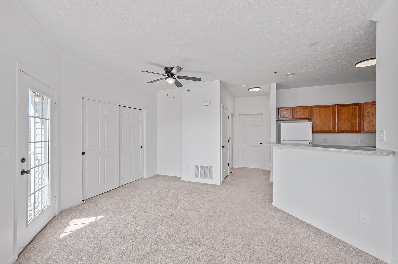 Hamilton Apartment: 3298 Reflection Pointe