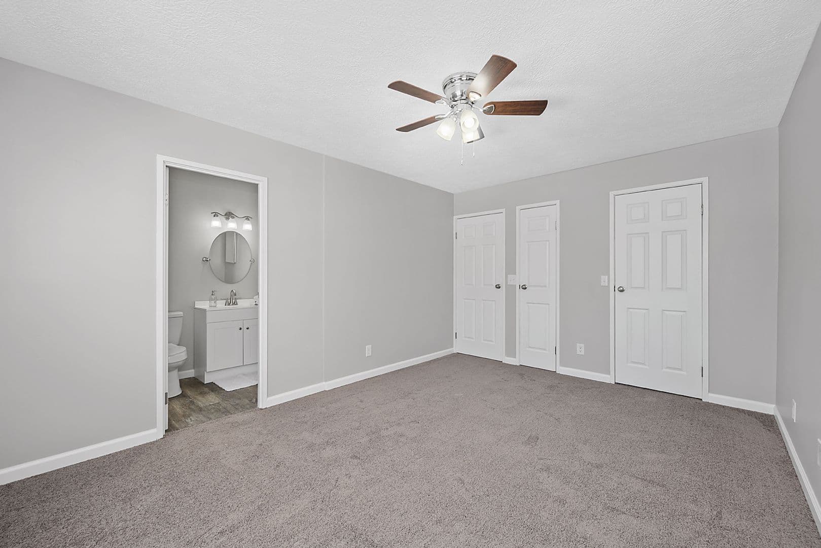 Cincinnati Apartment: 5411 Blue Sky Drive