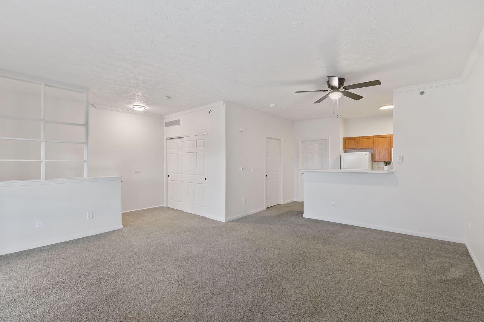 Hamilton Apartment: 3298 Reflection Pointe