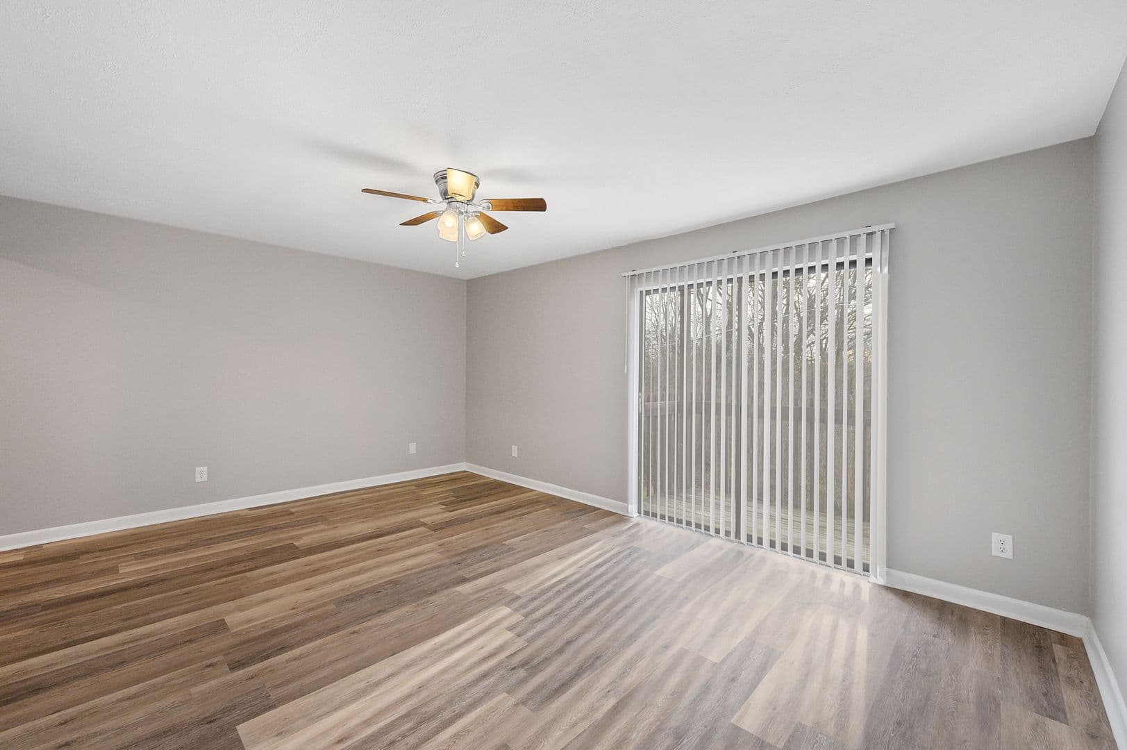Loveland Apartment: 890 W. Loveland Avenue