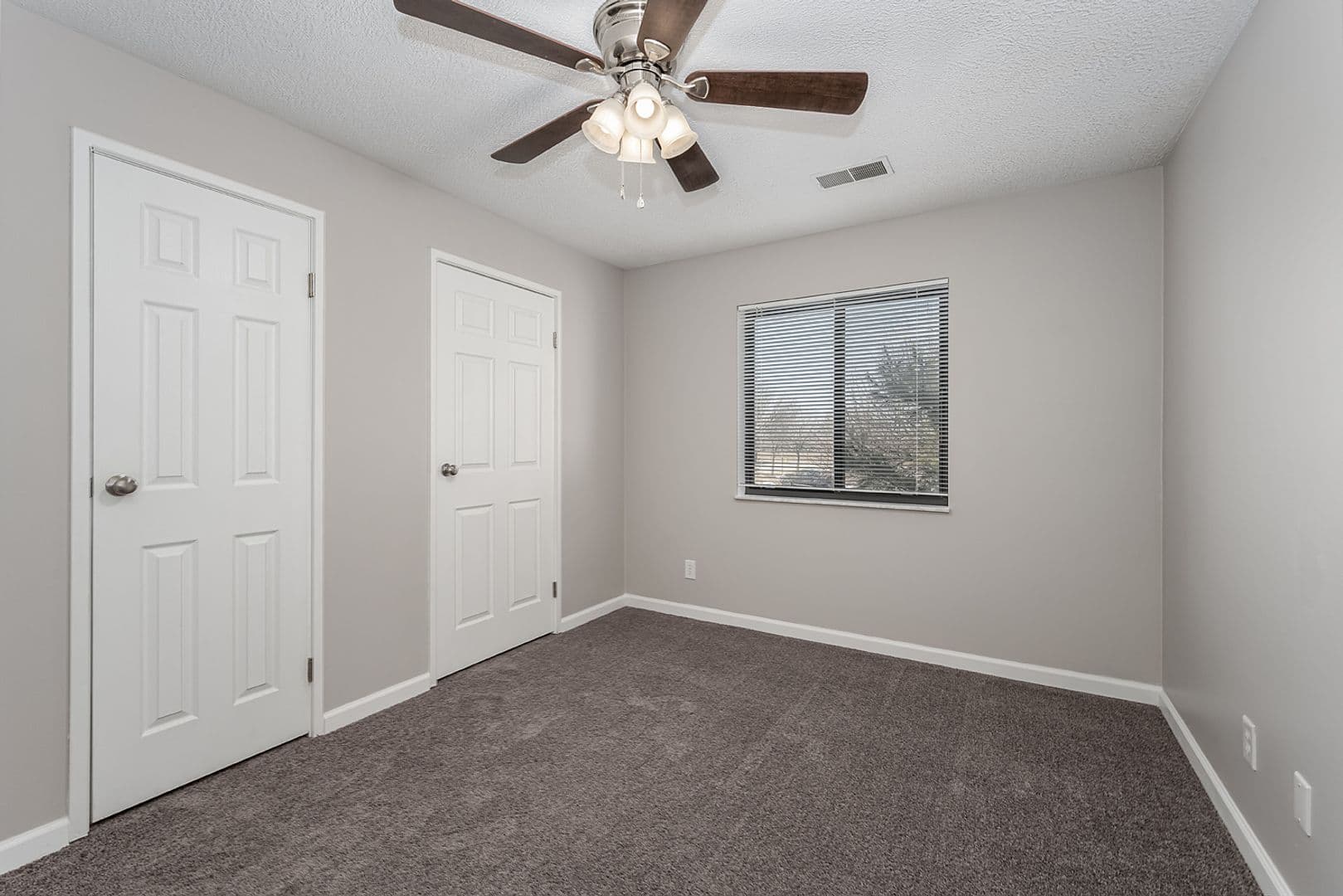Cincinnati Apartment: 5411 Blue Sky Drive