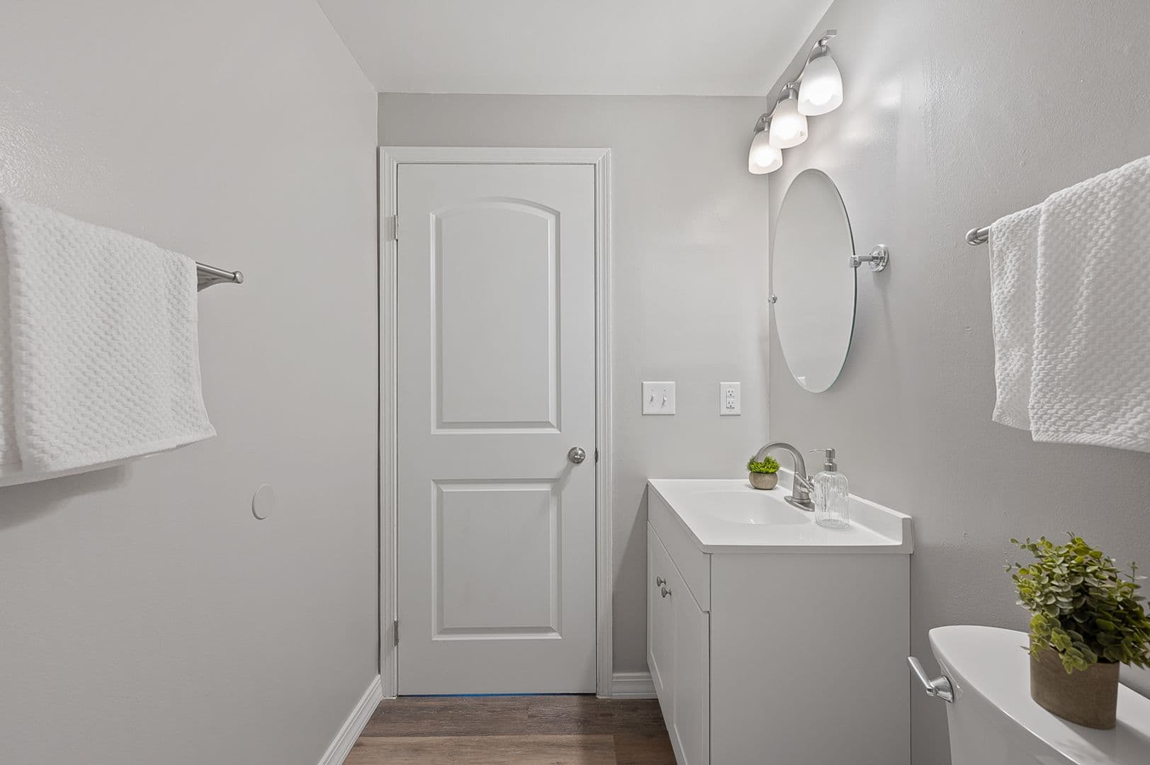 Cincinnati Apartment: 860 Deerfield Blvd.
